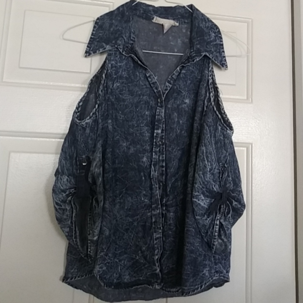 Cold shoulders Jean tops